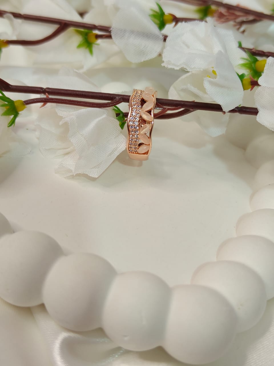 Gleamora Ring